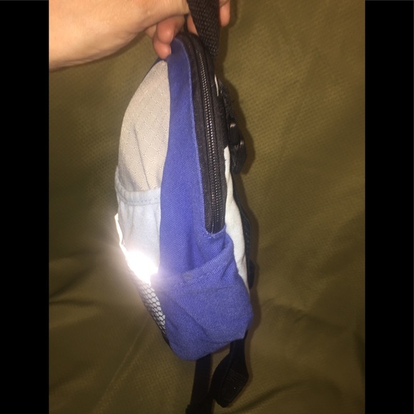 Safe•Fit Child’s Backpack - Picture 6 of 8